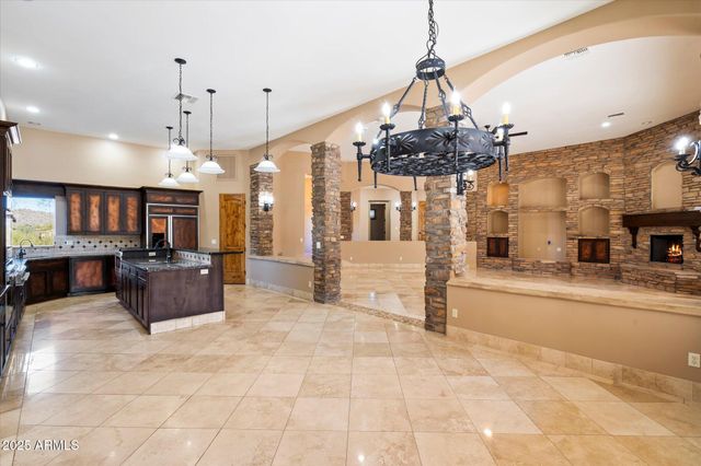 9515 E Julep Circle, Mesa, AZ 85207