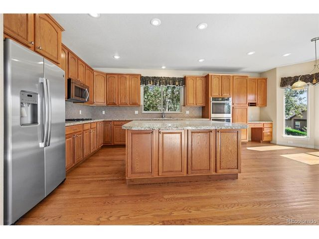1825 Bridle Oaks Ln, Colorado Springs, CO 80921