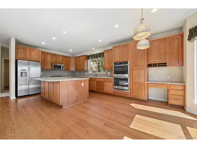 1825 Bridle Oaks Ln, Colorado Springs, CO 80921