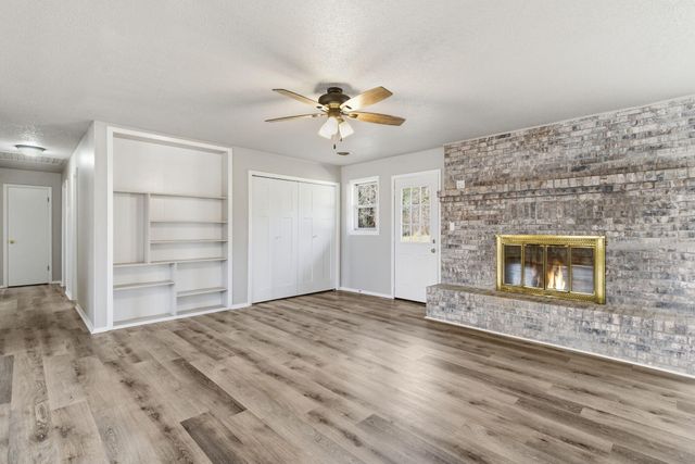 21900 County Road 273a, Wheatland, MO 65779