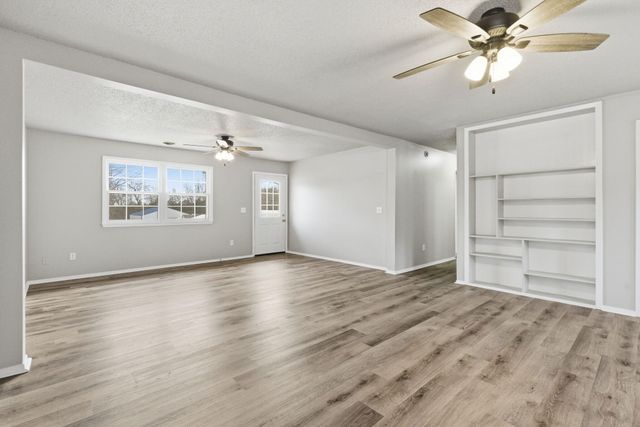 21900 County Road 273a, Wheatland, MO 65779