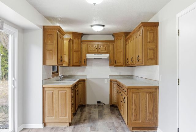 21900 County Road 273a, Wheatland, MO 65779