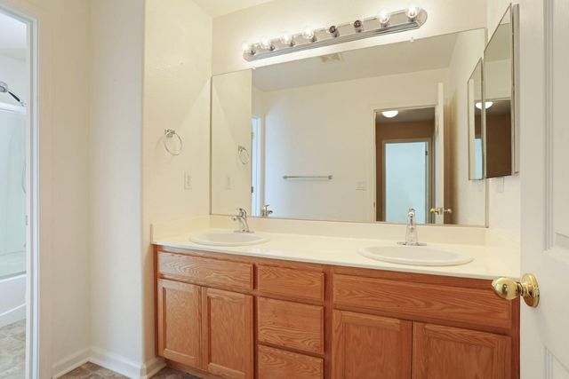 1945 San Ramos Way, Modesto, CA 95358