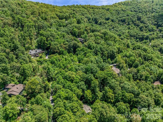 150 Sondley Parkway, Asheville, NC 28805