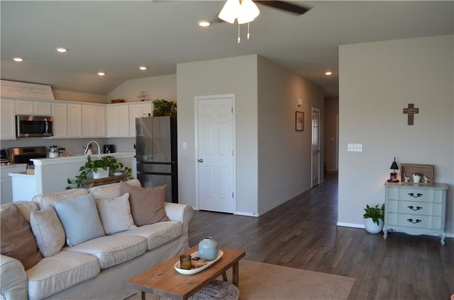 10607 Pine, Fort Smith, AR 72916