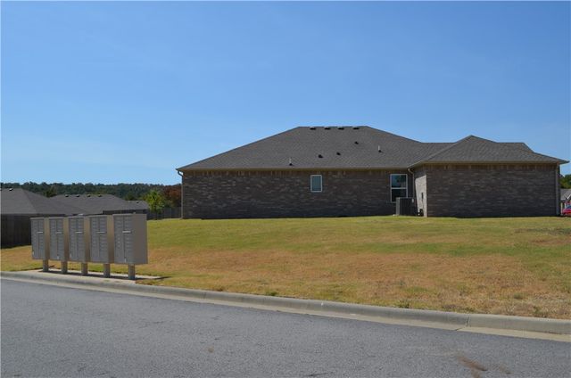 10607 Pine, Fort Smith, AR 72916