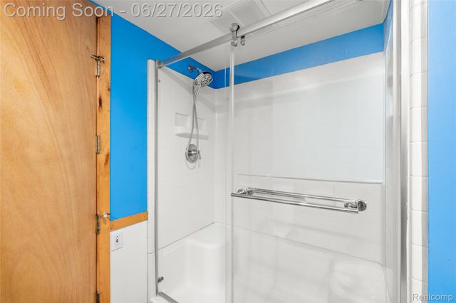 10125 Colwell Avenue, Allen Park, MI 48101