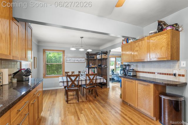 10125 Colwell Avenue, Allen Park, MI 48101