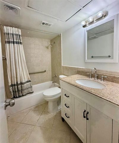 4643 Wild Indigo Street 399, Houston, TX 77027