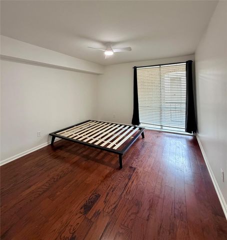 4643 Wild Indigo Street 399, Houston, TX 77027