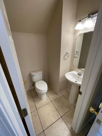 12400 Tularosa Trail NE, Albuquerque, NM 87111