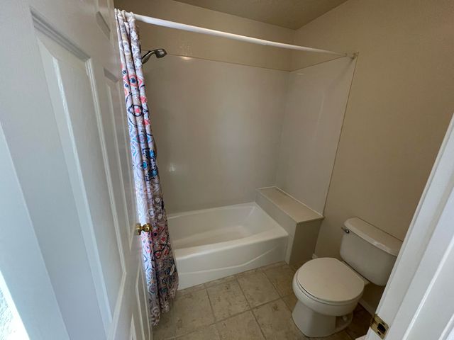 12400 Tularosa Trail NE, Albuquerque, NM 87111