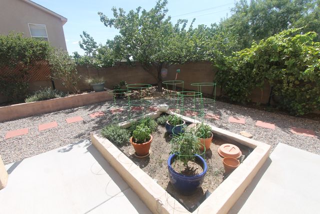 12400 Tularosa Trail NE, Albuquerque, NM 87111