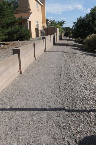 12400 Tularosa Trail NE, Albuquerque, NM 87111