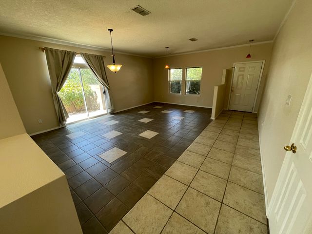 12400 Tularosa Trail NE, Albuquerque, NM 87111