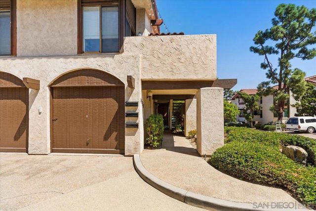 13750 Ruette Le Parc A, Del Mar, CA 92014