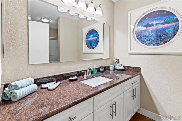 13750 Ruette Le Parc A, Del Mar, CA 92014