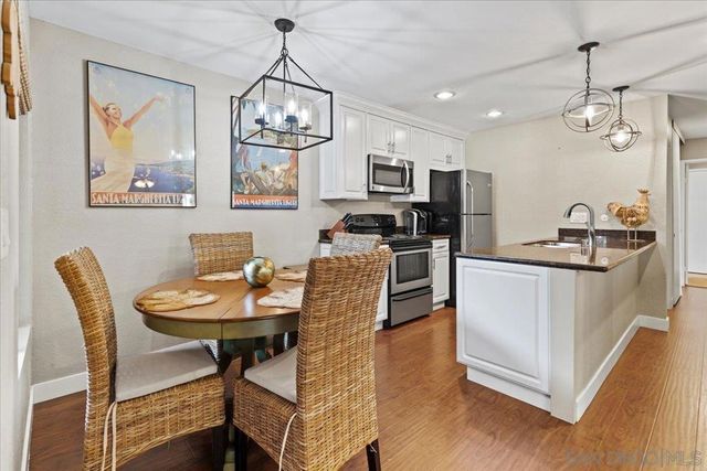 13750 Ruette Le Parc A, Del Mar, CA 92014