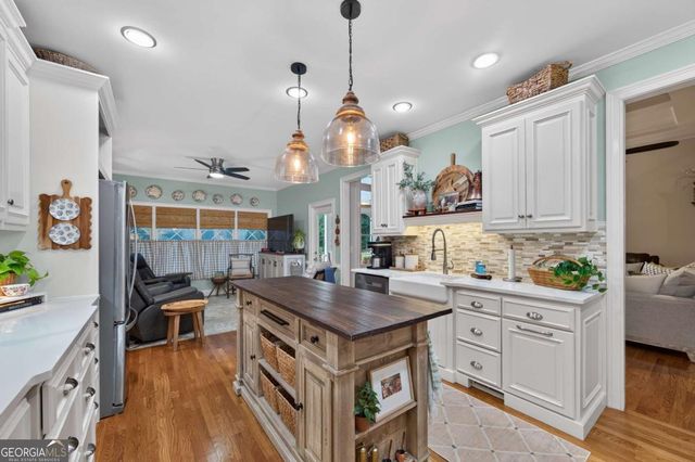 203 N Ridgeview Court, Canton, GA 30115