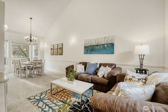 17708 11th Place W, Lynnwood, WA 98037