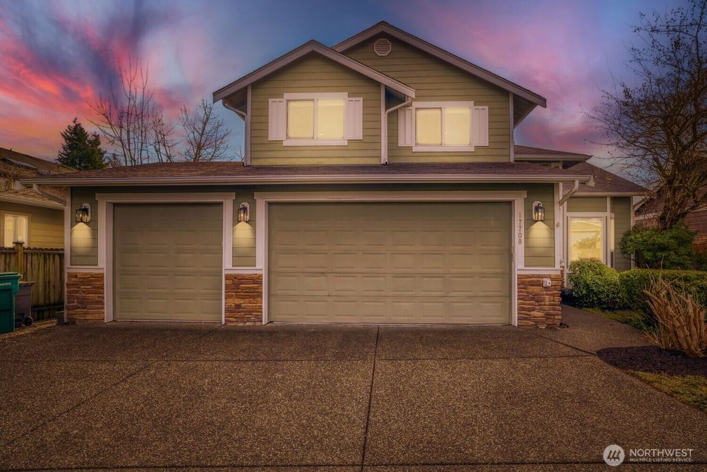 17708 11th Place W, Lynnwood, WA 98037