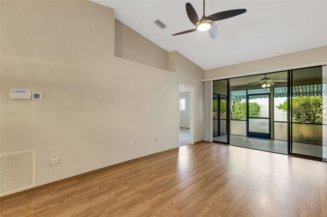 3441 BEEKMAN PLACE 40, Sarasota, FL 34235