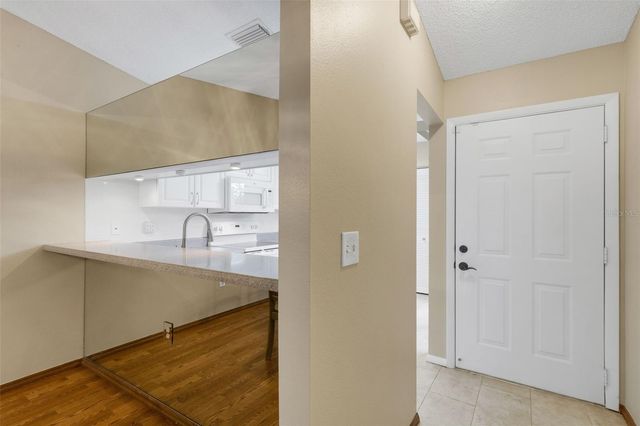 3441 BEEKMAN PLACE 40, Sarasota, FL 34235