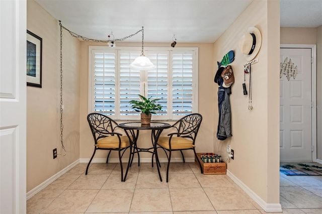 2070 LAKEVIEW DRIVE 204, Clearwater, FL 33763