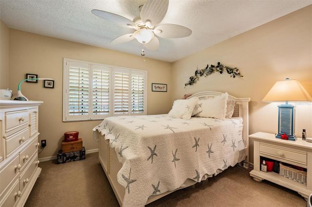 2070 LAKEVIEW DRIVE 204, Clearwater, FL 33763