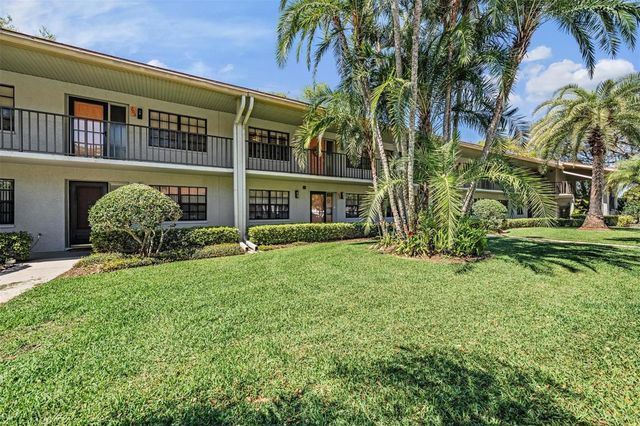 2070 LAKEVIEW DRIVE 204, Clearwater, FL 33763