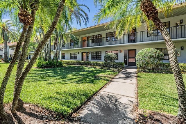 2070 LAKEVIEW DRIVE 204, Clearwater, FL 33763