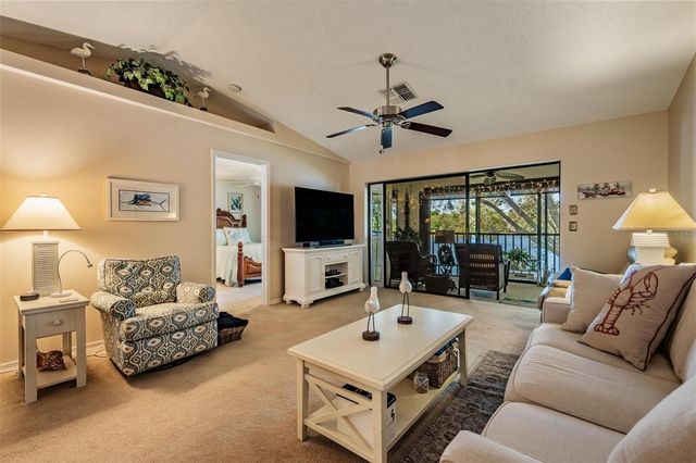 2070 LAKEVIEW DRIVE 204, Clearwater, FL 33763