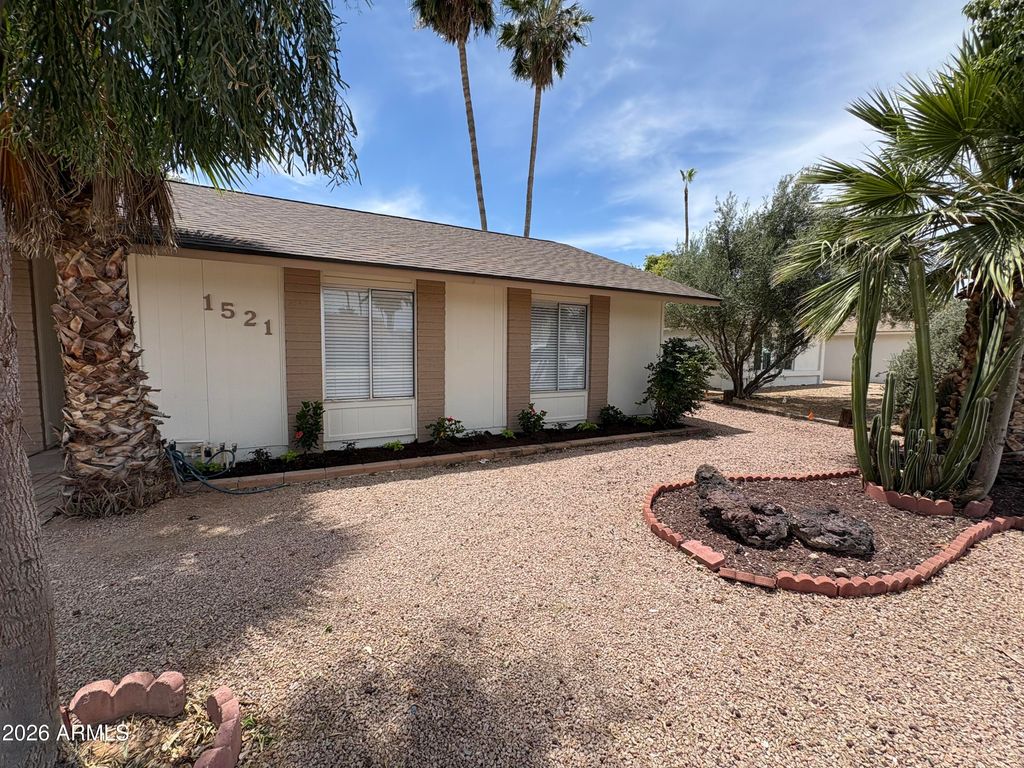 1521 W NOPAL Avenue, Mesa, AZ 85202 — photo 2