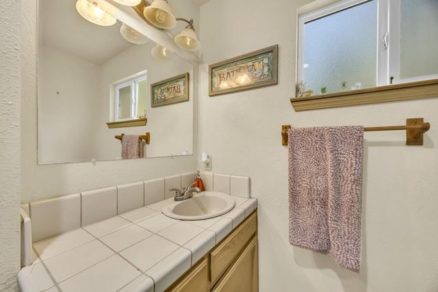 5467 Homestead Ct, Placerville, CA 95667