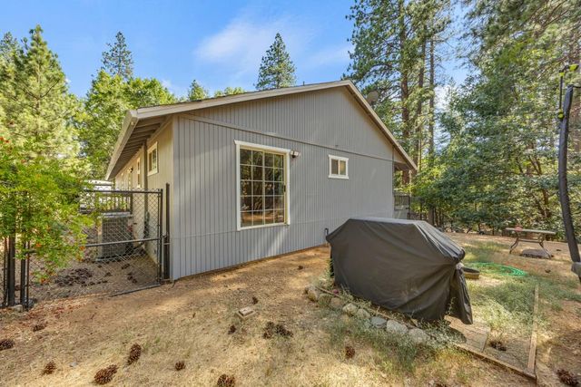 5467 Homestead Ct, Placerville, CA 95667