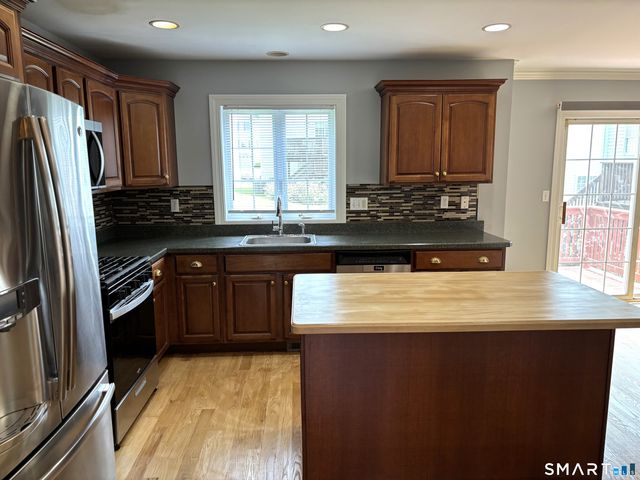 1260 Cutspring Road 1260, Stratford, CT 06614