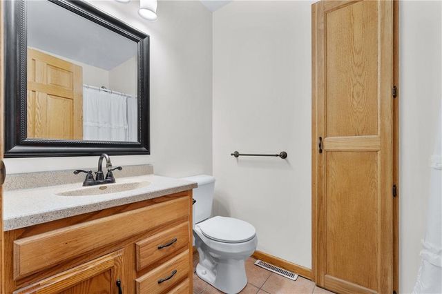 29460 100th Avenue, Cadott, WI 54727