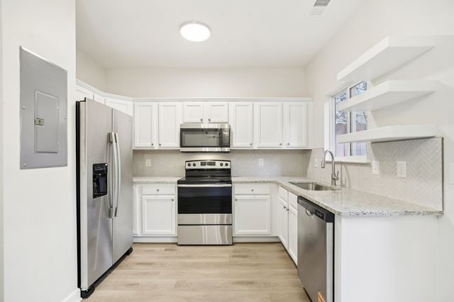 3535 Bell Rd Apt 102, Nashville, TN 37214