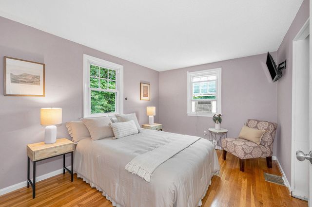 40 Lou Avenue, Salem, NH 03079