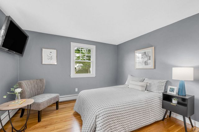 40 Lou Avenue, Salem, NH 03079