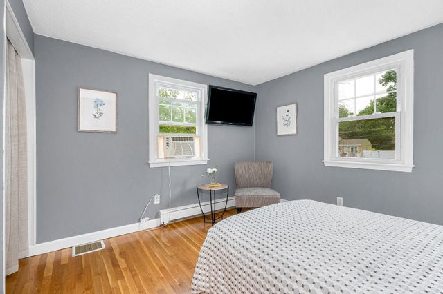 40 Lou Avenue, Salem, NH 03079