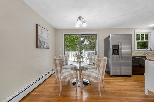 40 Lou Avenue, Salem, NH 03079