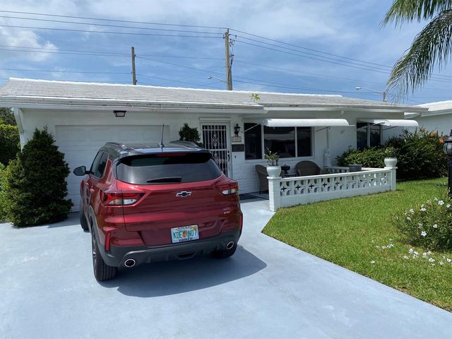 1101 Leisure Lane, Boynton Beach, FL 33426