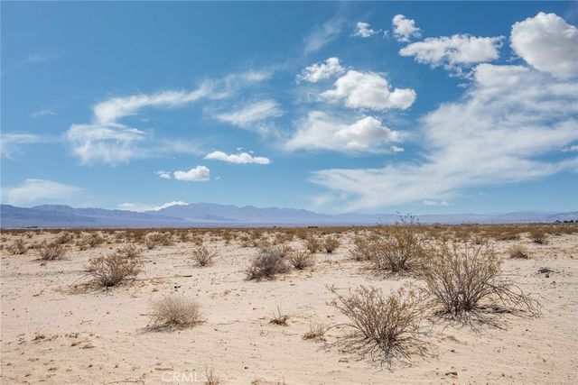 6289 Godwin Road, 29 Palms, CA 92277