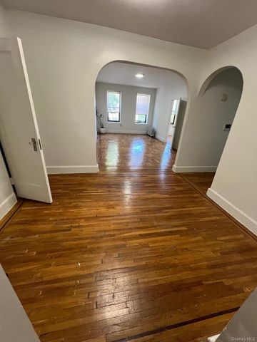 754 Brady Avenue 201, Bronx, NY 10462