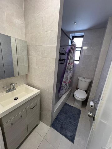 754 Brady Avenue 201, Bronx, NY 10462