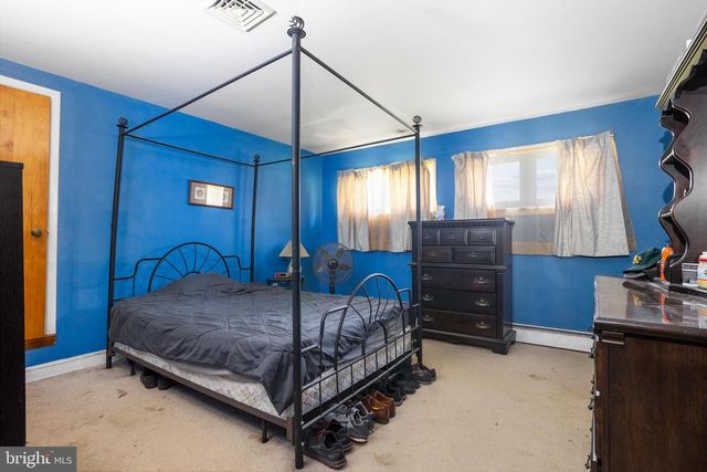 923 FARMINGTON AVENUE, Pottstown, PA 19464