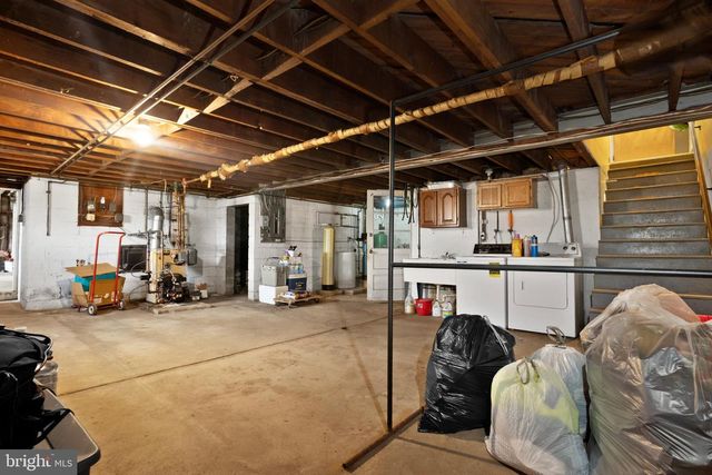 923 FARMINGTON AVENUE, Pottstown, PA 19464