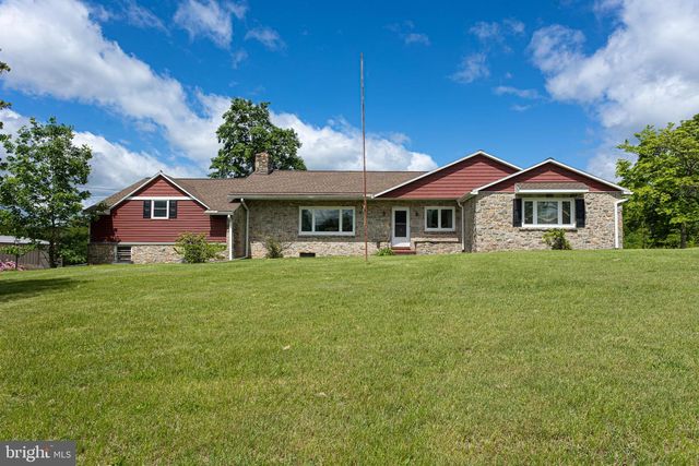 923 FARMINGTON AVENUE, Pottstown, PA 19464