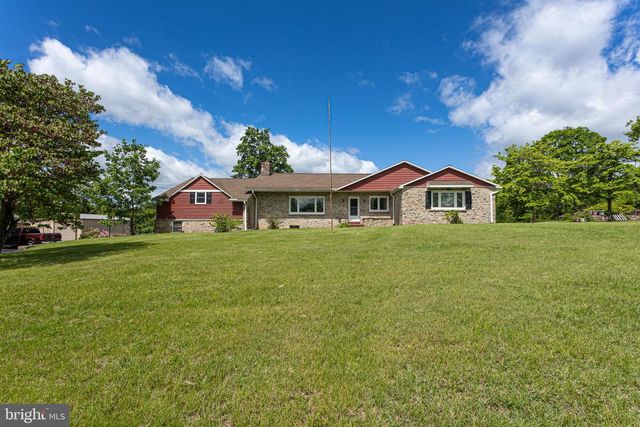 923 FARMINGTON AVENUE, Pottstown, PA 19464